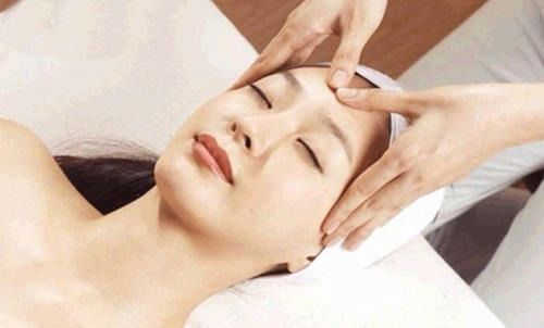 美容院單店開業七天營收17.6萬的成功策略與30萬人帶人玩法解析